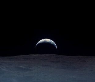 Опубліковані вражаючі знімки Землі, зроблені астронавтами місій “Аполлон” в 60-х роках