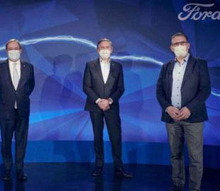 Ford показав фото нового загадкового електромобіля