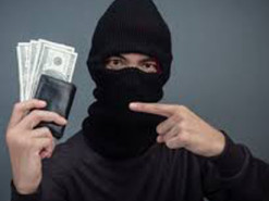 Фейкові продажі, «допомога» і вигадані послуги - шахраї продовжують виманювати гроші у українців