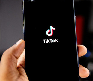 Соцмережа TikTok призупинила перемовини з Україною про відкриття свого представництва — Forbes