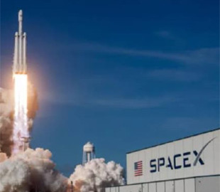 Маск анонсував запуск орбітальних дата-центрів SpaceX наприкінці 2027 року