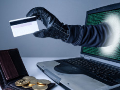 Шахрайські схеми під час війни: як не потрапити на гачок аферистів