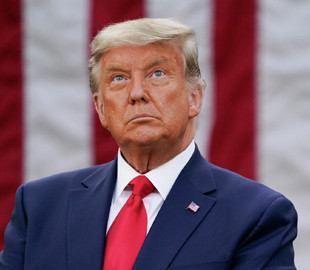 Трампа оштрафували на $9000 через порушення судової заборони на пости в соцмережах