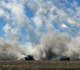 Естонія вперше відпрацювала удари ракетами з HIMARS по цілях у Балтійському морі