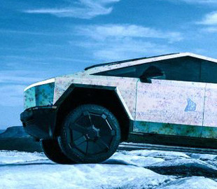 У Tesla розповіли, як відмити Cybertruck від корозії