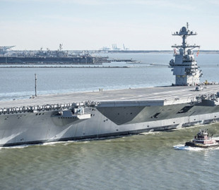 Найсучасніший авіаносець Gerald Ford виявився дешевшим, ніж очікувалось