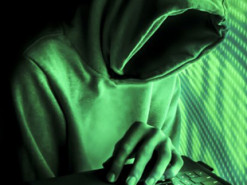 Чоловік на OLX продавав інформацію про осіб, які перетинають кордон