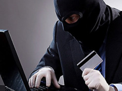 Спочатку платили, потім забрали все: жінка стала жертвою інтернет-шахраїв