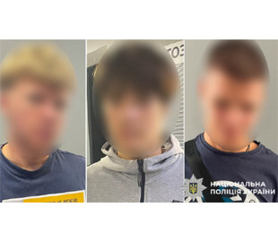 На Хмельниччині троє підлітків знайшли телефон і зняли з рахунку власника всі гроші