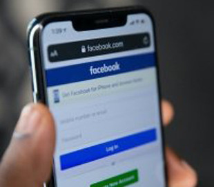 Гучний скандал навколо Facebook та Instagram. Чому чатботи дійсно небезпечні