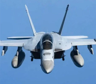 Літак РЕБ армії США EA-18G Growler вперше знищив повітряну ціль