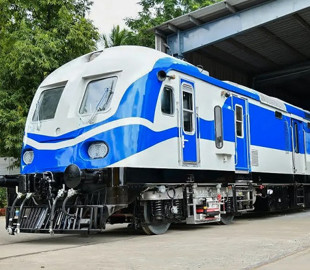 Індія розпочала випробувальний запуск першого в країні потяга на водні