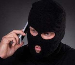 Жінка втратила всі заощадження з банківського рахунку