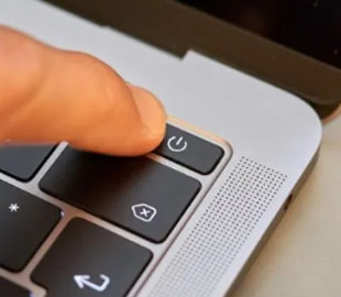 Microsoft дала порадила тим, хто постраждав від глобального збою в роботі Windows: треба буде до 15 перезавантажень
