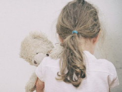 В Україні з'явився реєстр засуджених за злочини проти дітей на сексуальному ґрунті