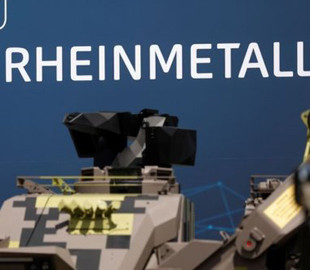 Глава Rheinmetall вважає, що найближчими роками виробляти танки та іншу бронетехніку стане дешевше