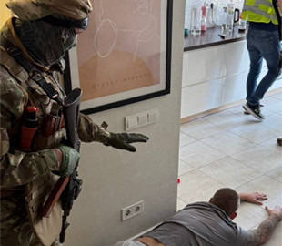 Беруть тільки криптою: прикордонники викрили оборудку з ухилянтами на 450 тисяч доларів