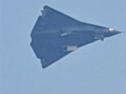 У США визнали, що Китай міг випередити Захід у створенні літака 6-го покоління