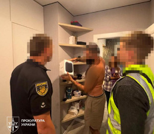 У Києві викрили call-центр, який ошукав інвесторів із Чехії на понад 8,4 млн гривень