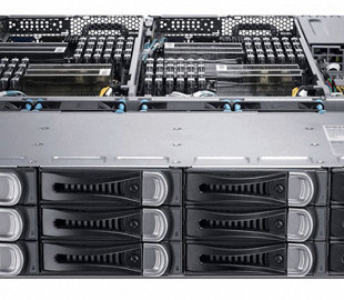 Аналитики назвали лидера на рынке серверов