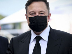 Маск назвал COVID-19 "разновидностью простуды" и описал свои симптомы