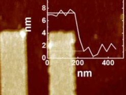 Создан новый тип памяти, информация в которой стирается при помощи света