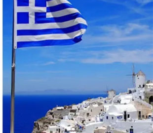 Россияне пожаловались на дискриминацию и агрессию в Греции: страну назвали "не безопасной" для отдыха