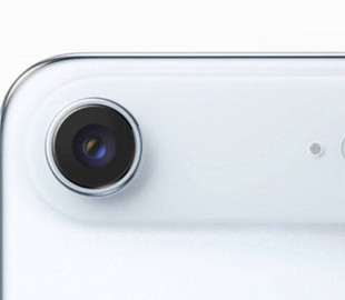 Apple поступово привчає користувачів до iPhone за $2000