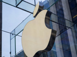 Количество платежей с помощью Apple Pay увеличилось в 2 раза