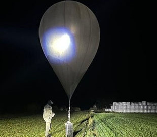 Литовські військові пояснили ризики збиття "гібридних" метеокуль з Білорусі