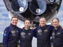 Надто зайняті, щоб насолодитися космосом: космічні туристи розповіли, що вони робили на орбіті