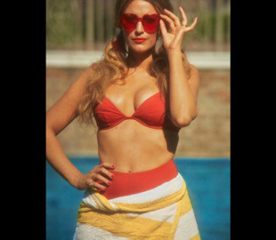 Блейк Лайвлі приголомшила фігурою у купальнику через п'ять місяців після четвертих пологів