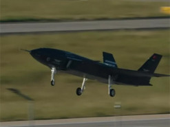 У Туреччині випробували реактивний БПЛА Bayraktar Kizilelma з українським двигуном