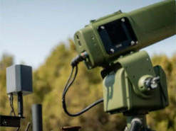 Американські розробники представили новітню антидронову систему Dronebuster Vehicle Kits