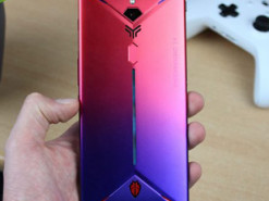 Назван самый производительный смартфон 2019 года