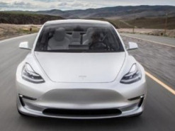 Седан Tesla Model 3 станет быстрее
