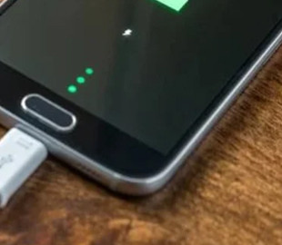 Телефон треба знімати з зарядки при 80% — і ось чому