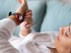 Як розумні годинники відстежують ваш сон і чи можна довіряти цим даним насправді