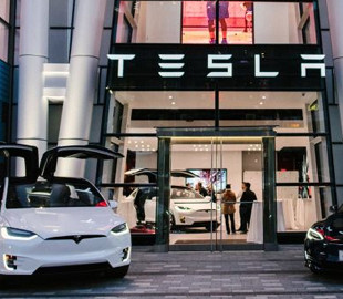 Стремление Tesla распродать имеющиеся запасы Model S и Model X указывает на скорое обновление этих электромобилей