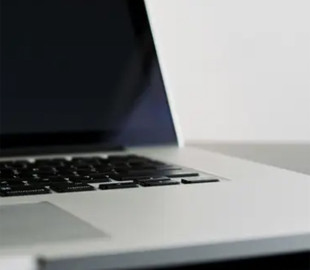 Нове життя для старого ноутбука: перетворіть його на власний медіасервер