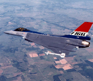 Проєкт згорнули на фінальній стадії: чому F-16XL так і не "злетів"