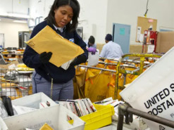 Країни ЄС призупиняють надання поштових послуг у США через перегляд Трампом податків