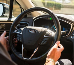 В Британии водитель такси предлагает "меню поездки" для пассажиров