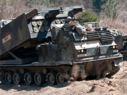 Розкриті технічні характеристики нової американської реактивної системи залпового вогню M270A2 MLRS