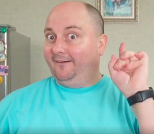 Юрій Ткач із "Квартал 95" показав, як побувати на морі не виходячи з квартири