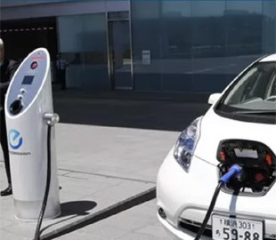 Льготы на ввоз электрокаров продлили до 2026. С 1 января вступил в силу закон