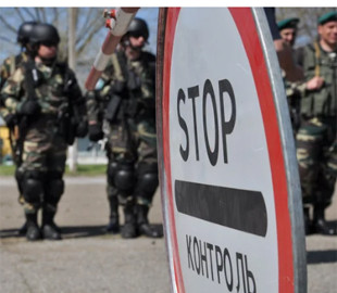 Люди в масках зайшли з Білорусі до Латвії і вкрали камери спостереження на кордоні