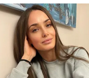 Ксения Мишина покинула Украину: актриса возвращается к съемкам заграницей