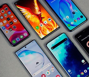 Чому заборонено класти смартфон в кишеню зимової куртки: цю помилку роблять всі