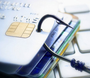 Інтернет-аферисти ошукали трьох жінок на 162 тисячі гривень